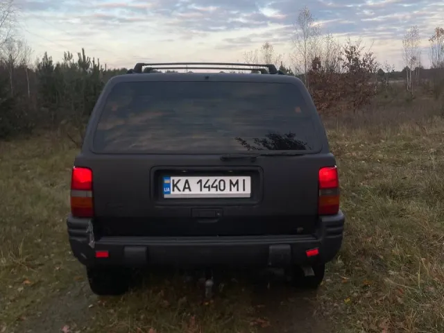 Jeep Grand Cherokee - фото 3