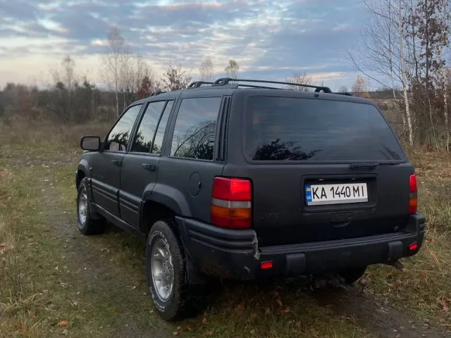 Jeep Grand Cherokee - фото 5