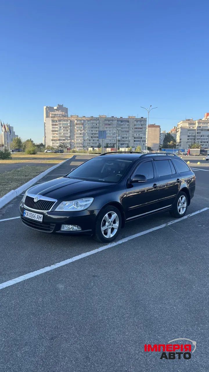 Skoda Octavia - фото 1