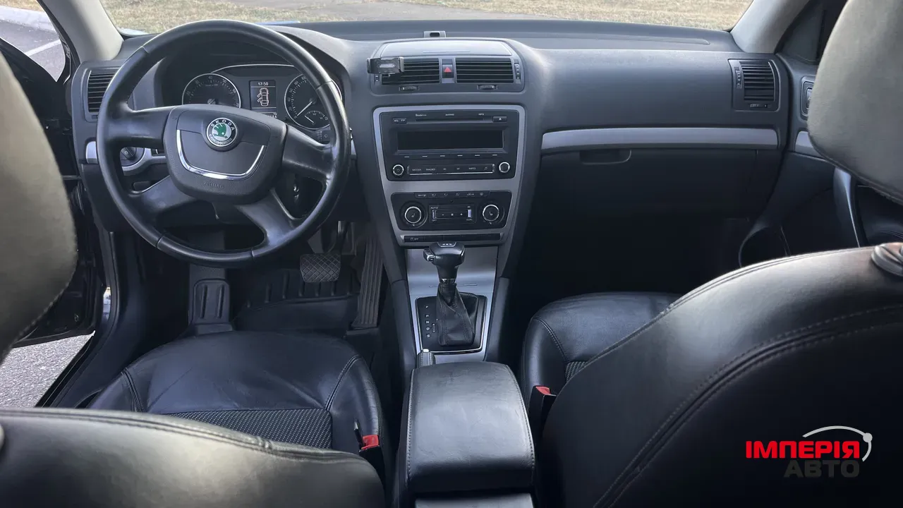 Skoda Octavia - фото 4