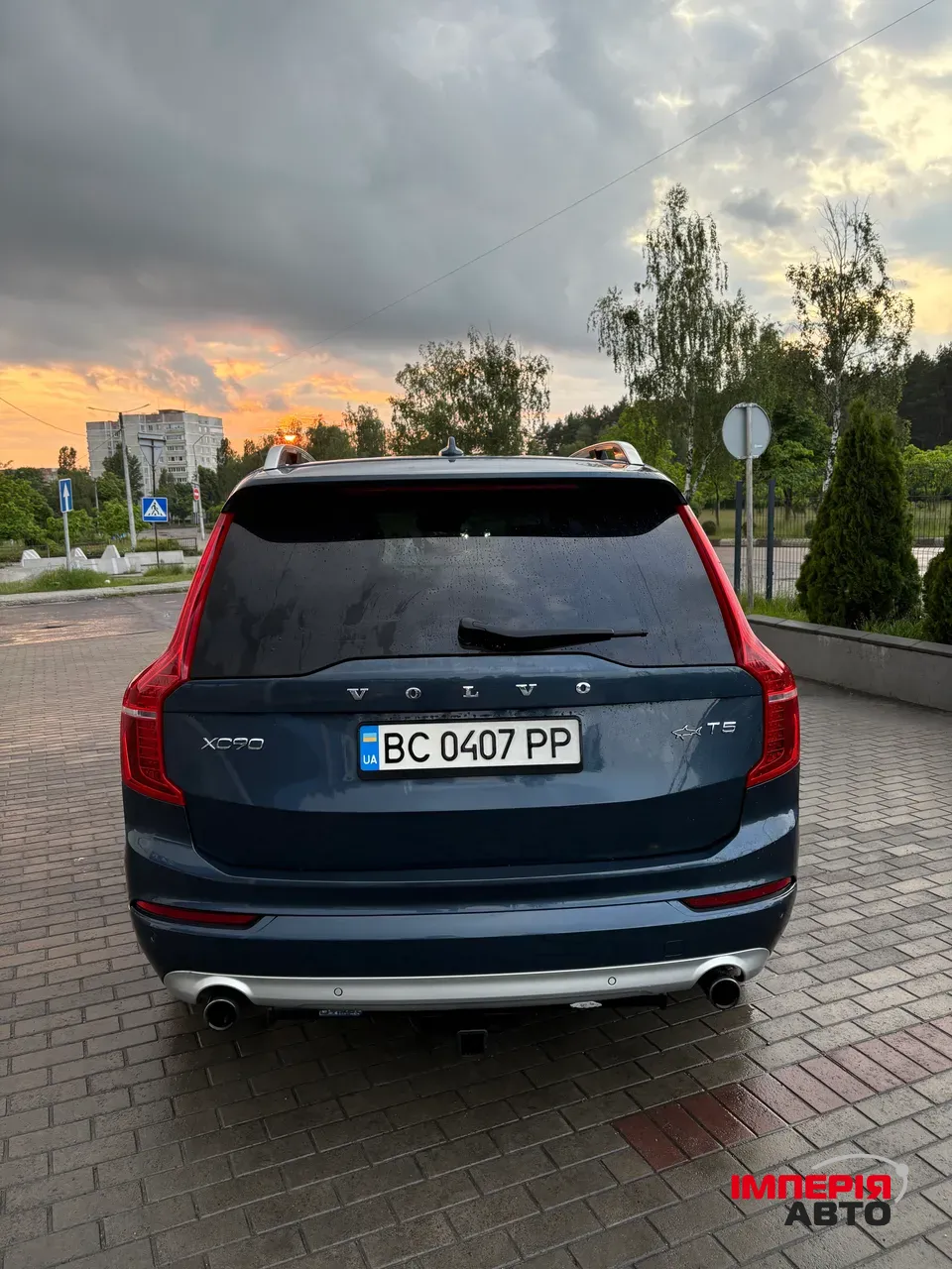 Volvo XC90 - фото 7