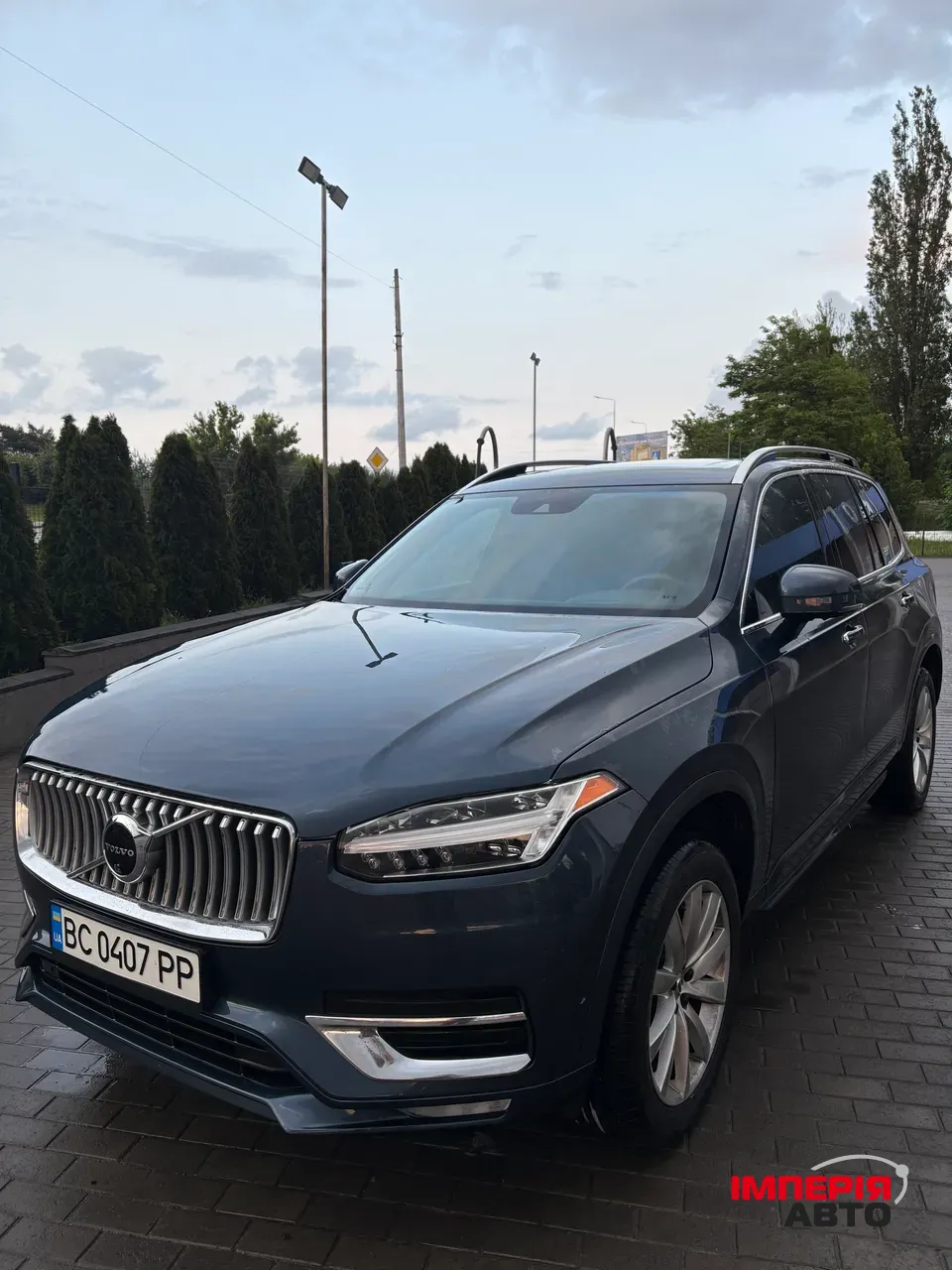 Volvo XC90 - фото 1