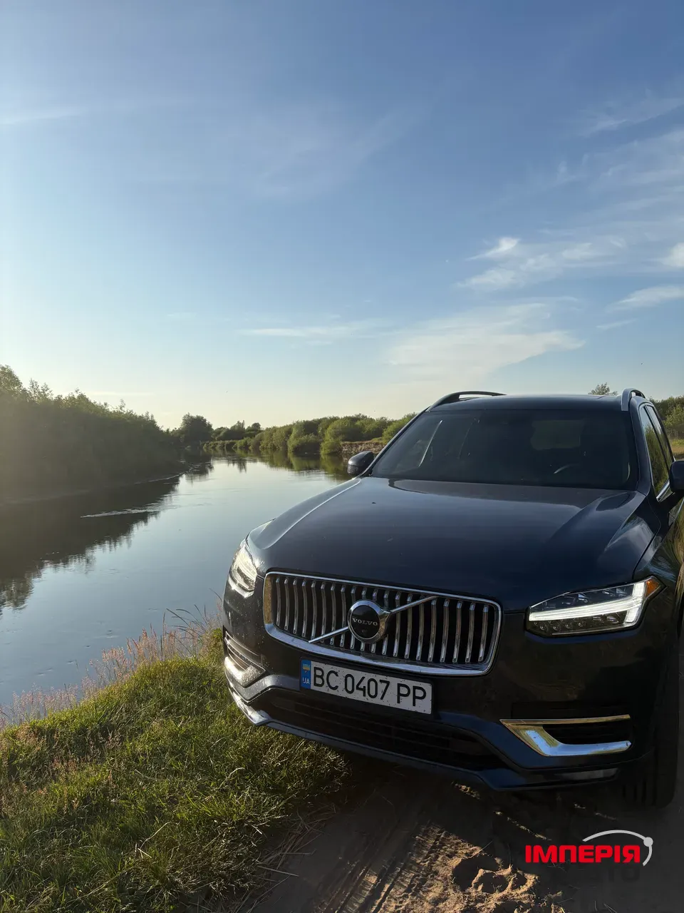 Volvo XC90 - фото 13