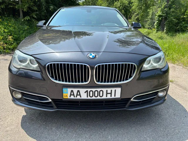BMW 5 серії - фото 1