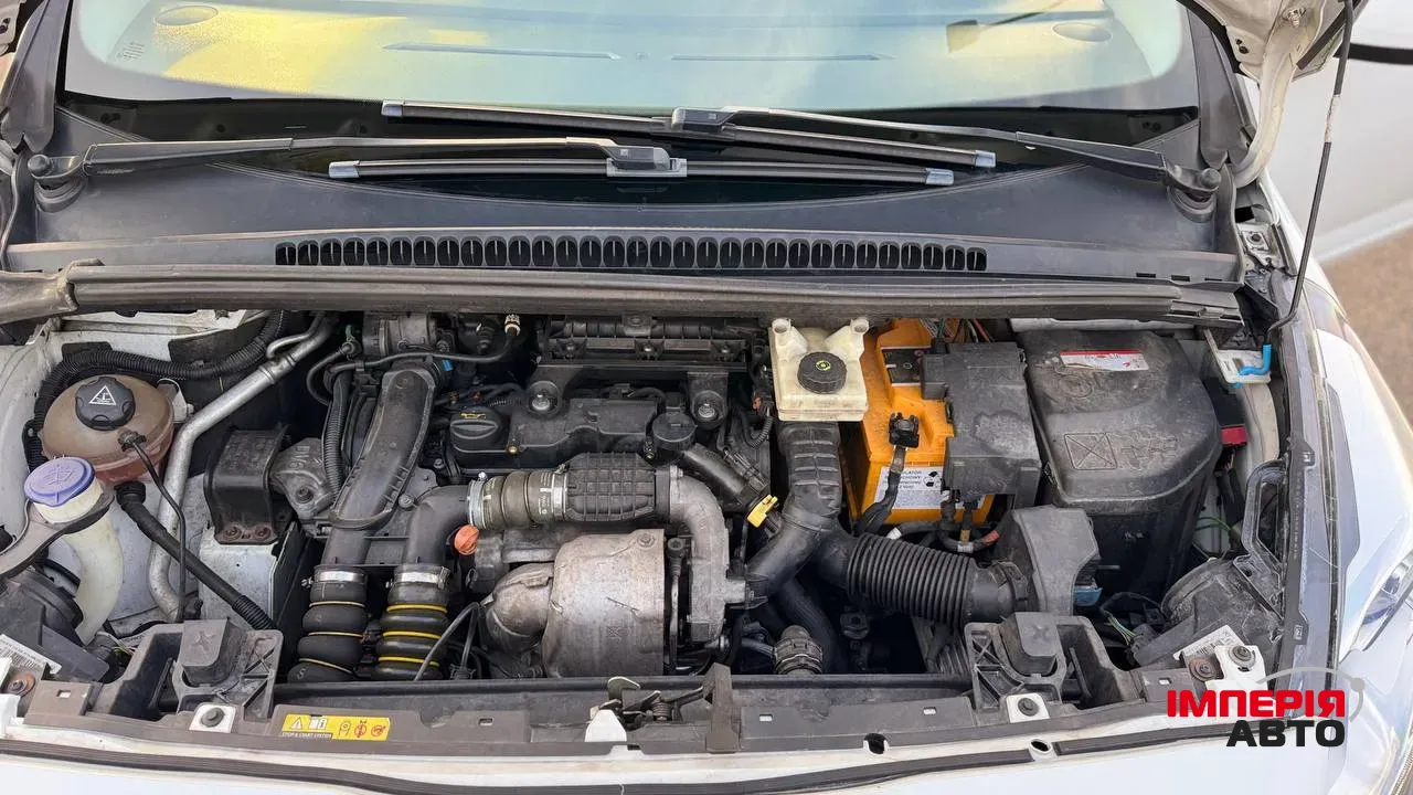 Peugeot 5008 - фото 10