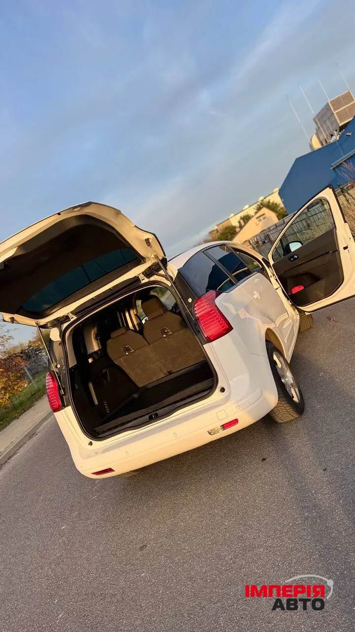 Peugeot 5008 - фото 2