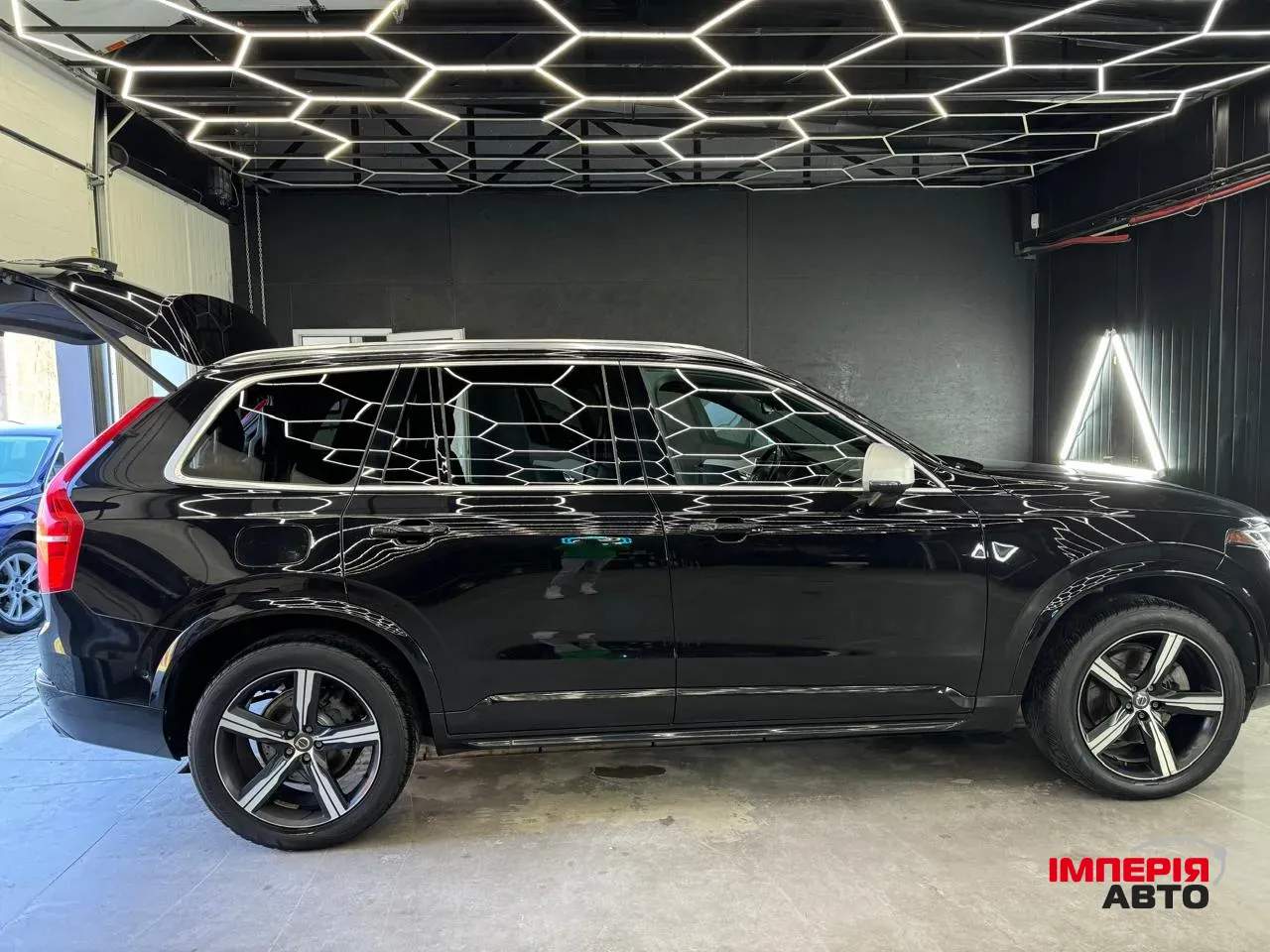 Volvo XC90 - фото 68