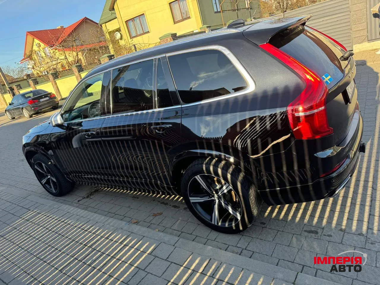 Volvo XC90 - фото 18