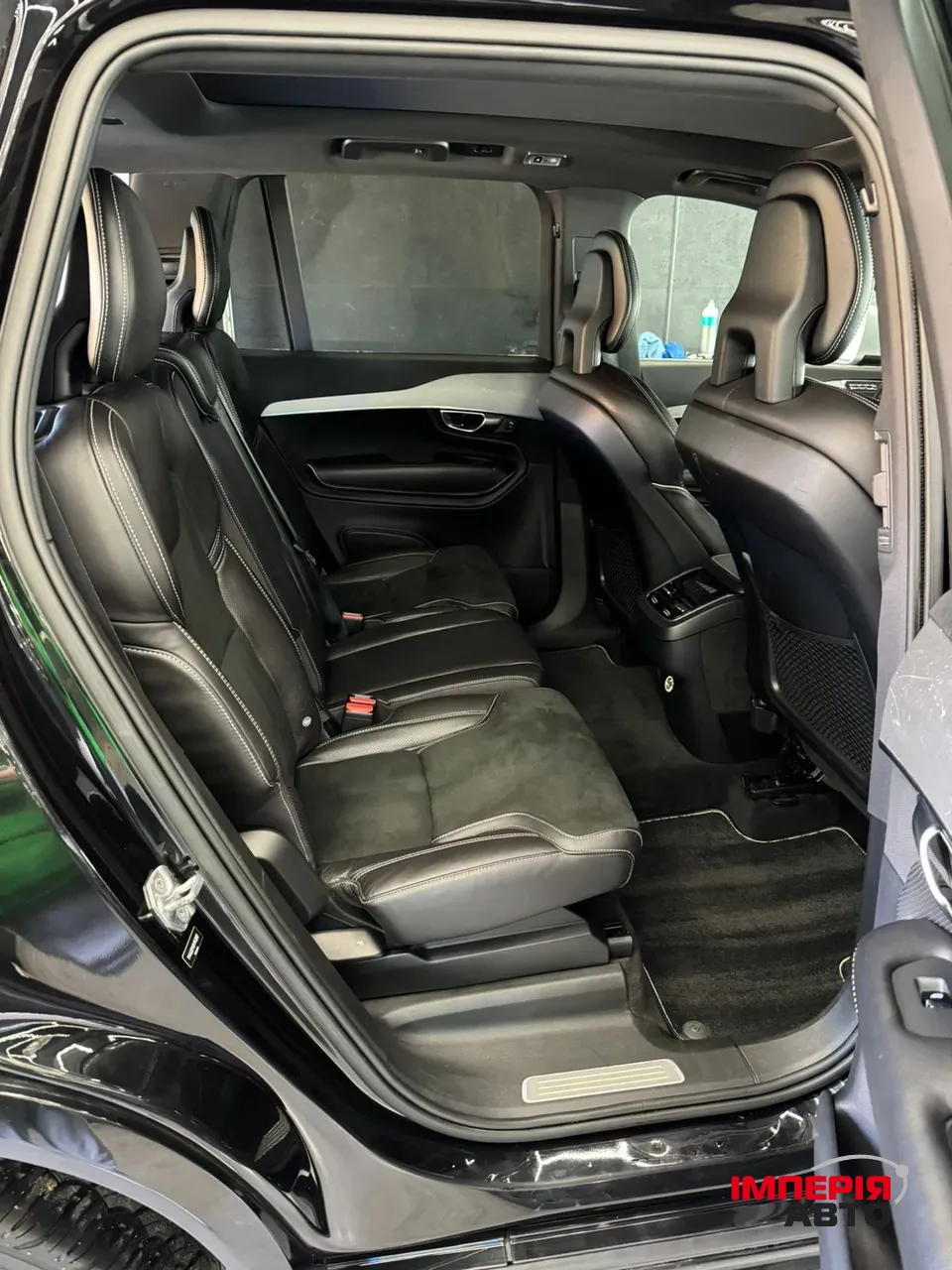 Volvo XC90 - фото 8