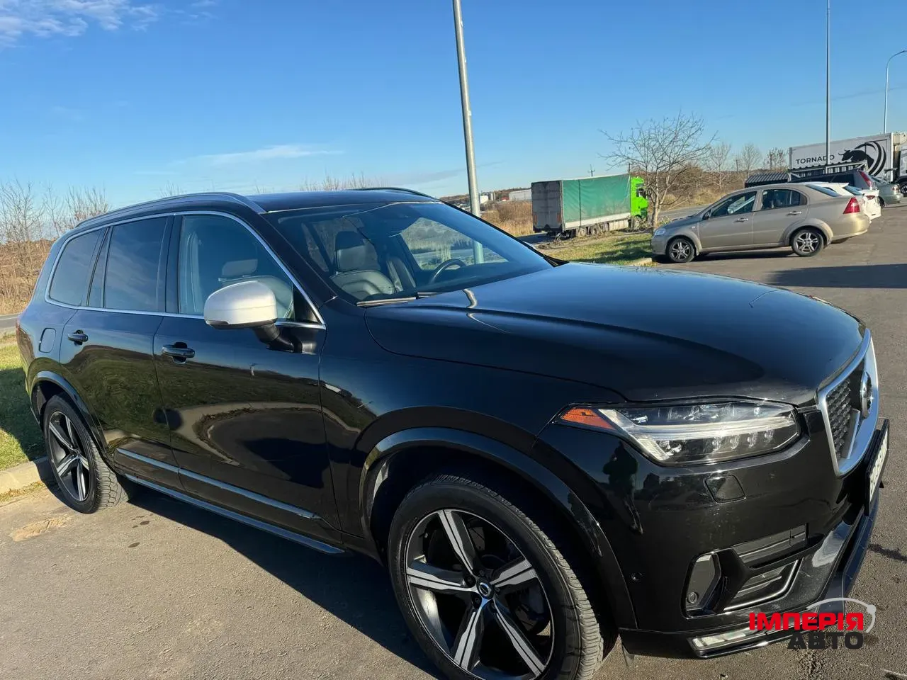 Volvo XC90 - фото 27