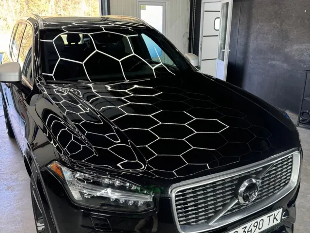 Volvo XC90 - фото 3