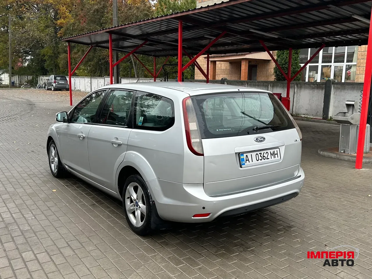 Ford Focus - фото 8