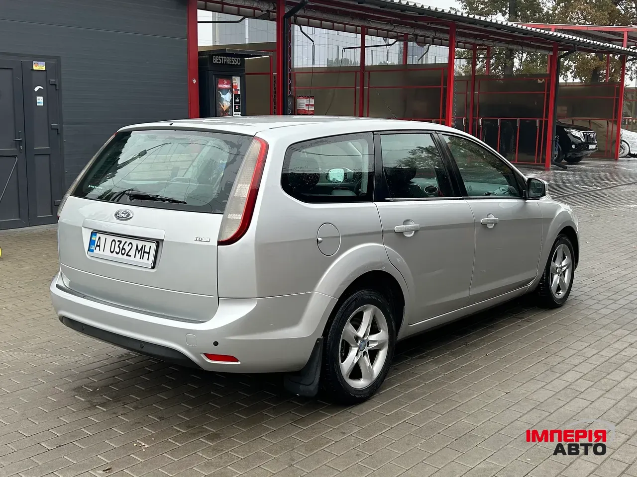 Ford Focus - фото 6