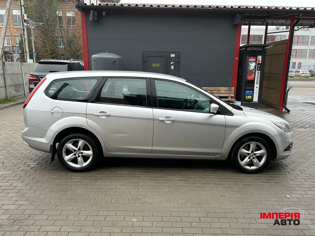 Ford Focus - фото 5