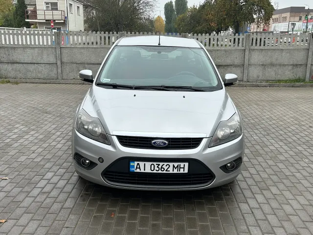 Ford Focus - фото 3
