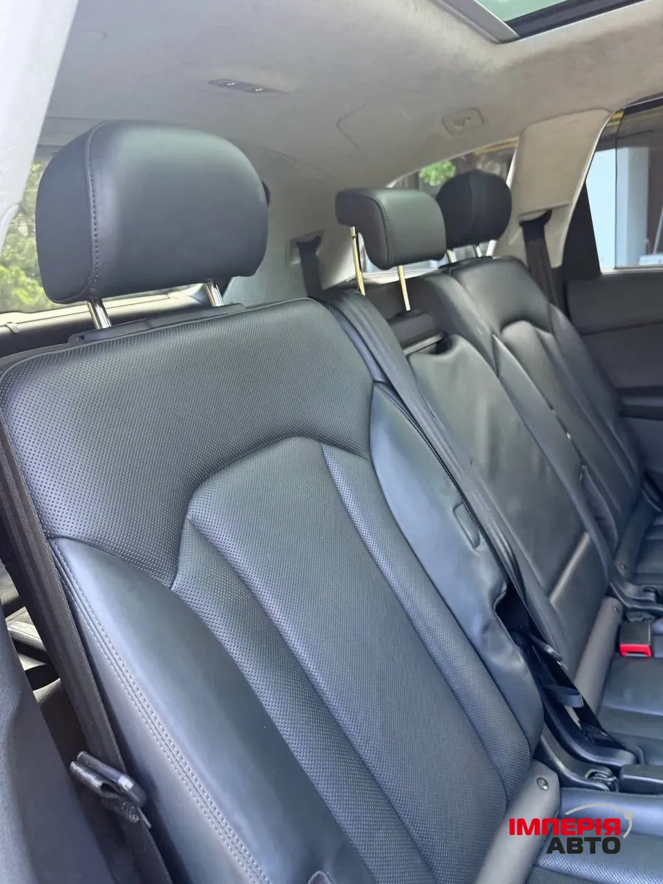 Audi Q7 - фото 46