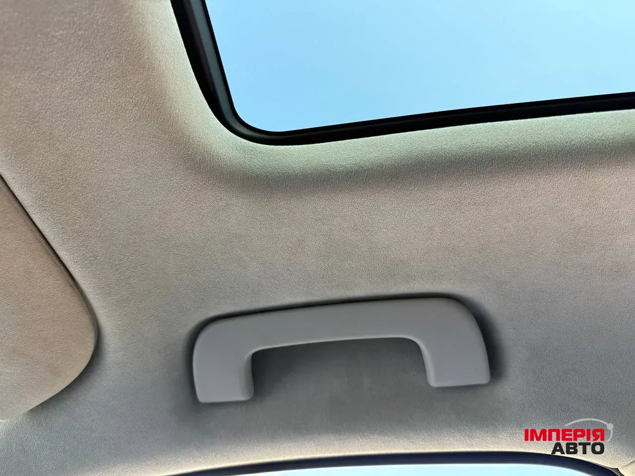 Audi Q7 - фото 24