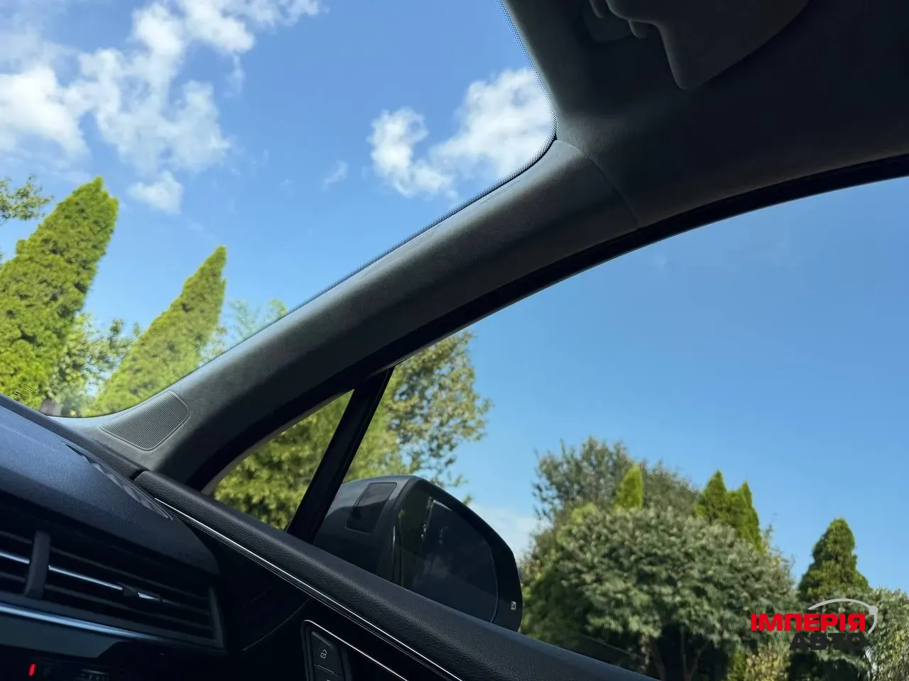 Audi Q7 - фото 23