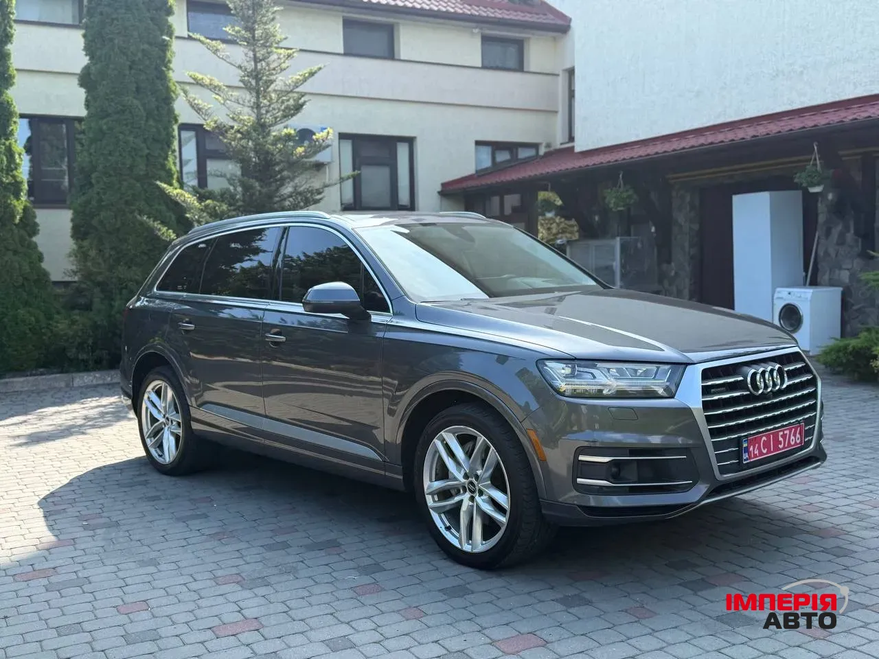 Audi Q7 - фото 15