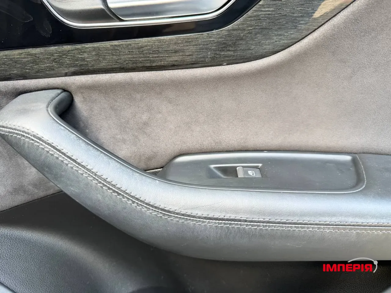 Audi Q7 - фото 40