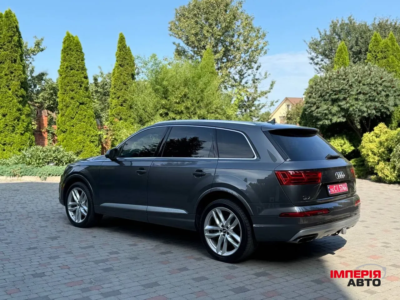 Audi Q7 - фото 4