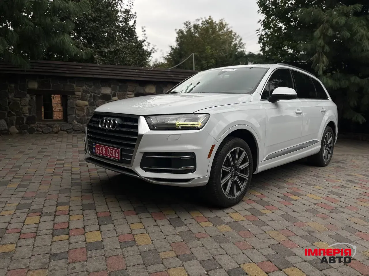 Audi Q7 - фото 1