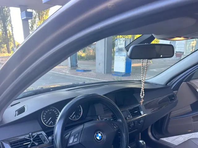 BMW 5 серії - фото 5