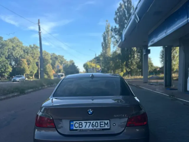BMW 5 серії - фото 4