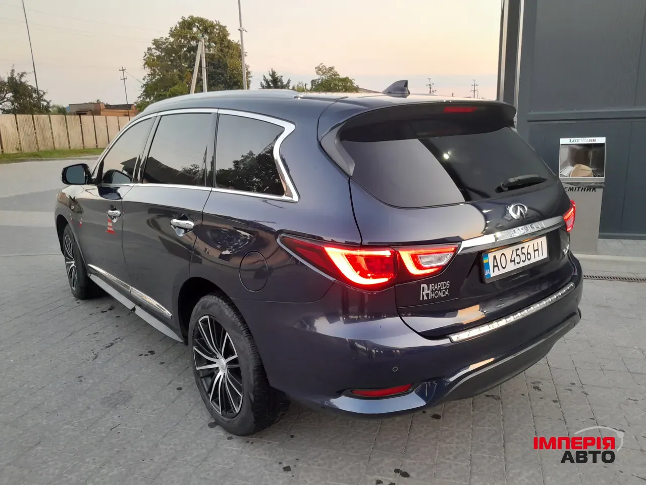 Infiniti QX60 - фото 6