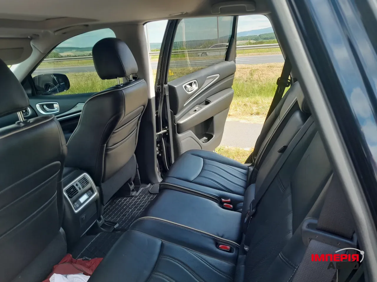 Infiniti QX60 - фото 5