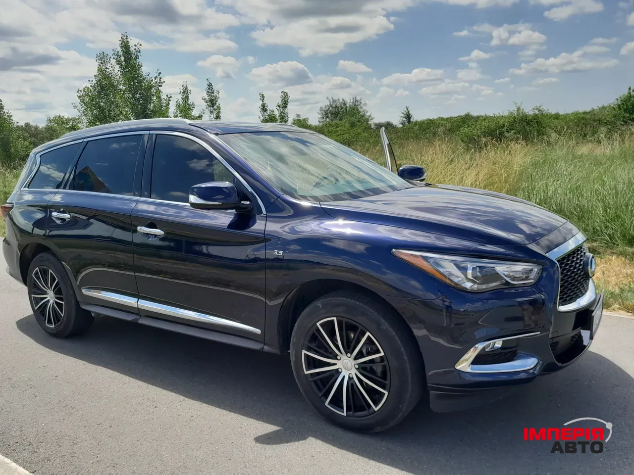 Infiniti QX60 - фото 1