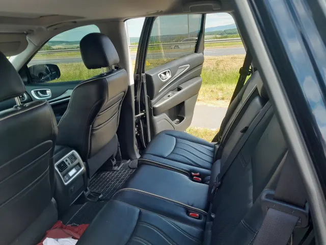 Infiniti QX60 - фото 5