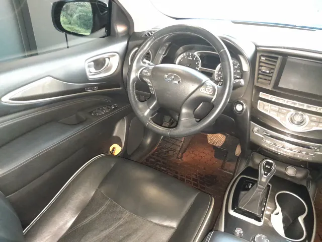 Infiniti QX60 - фото 4