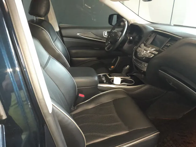Infiniti QX60 - фото 3