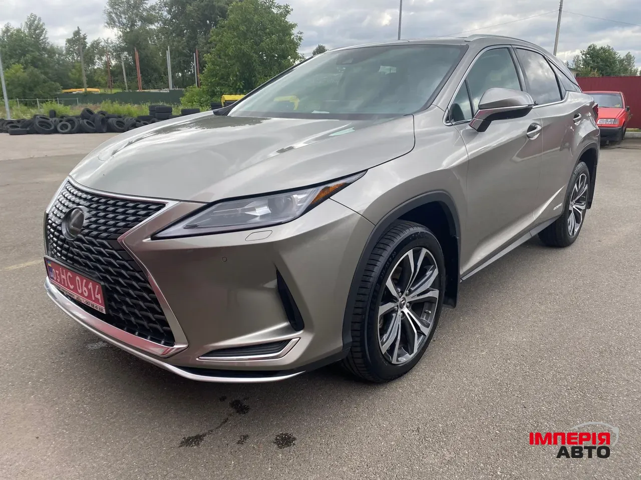 Lexus RX - фото 1