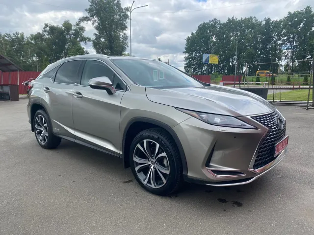 Lexus RX - фото 2