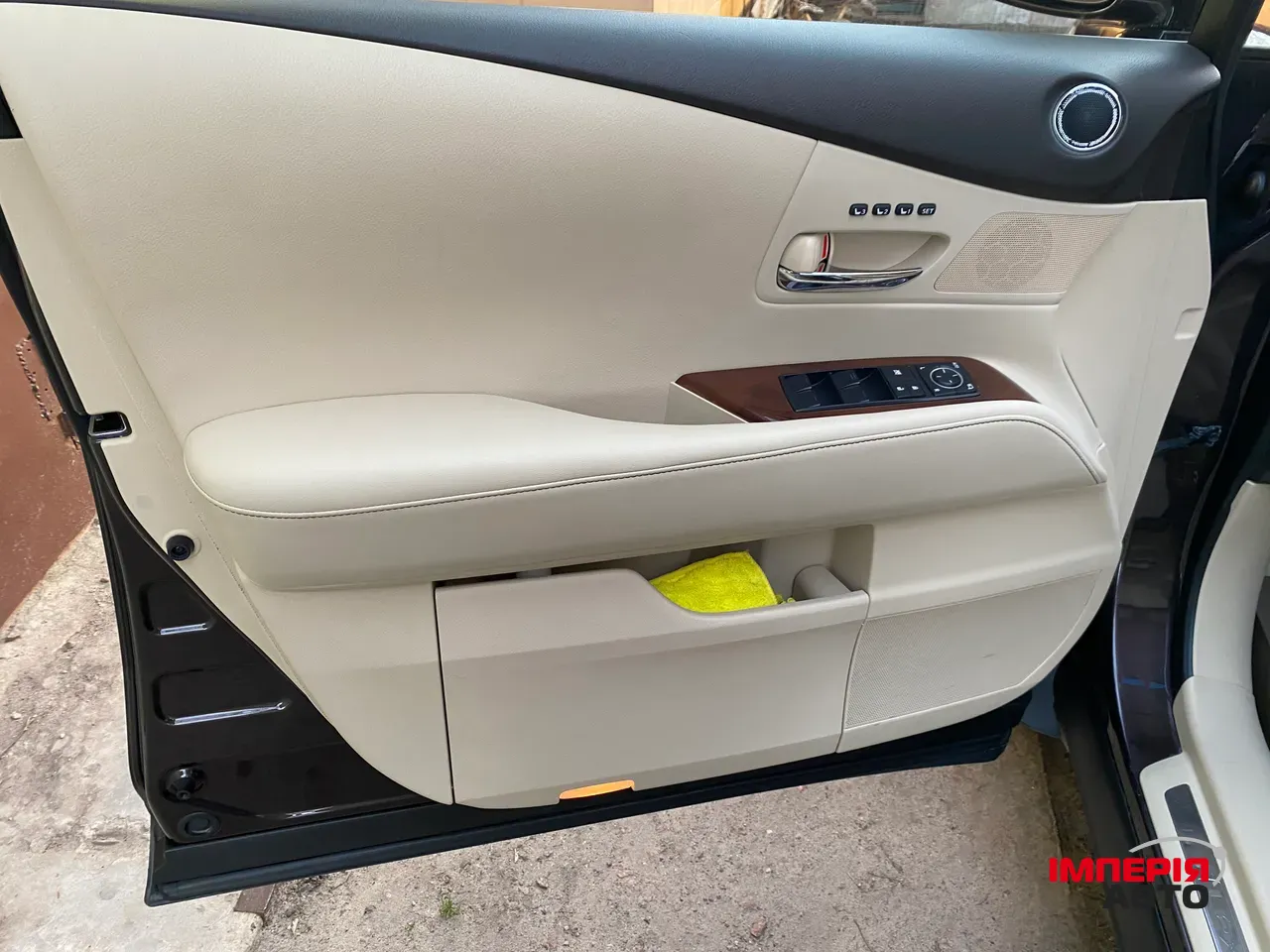 Lexus RX - фото 22