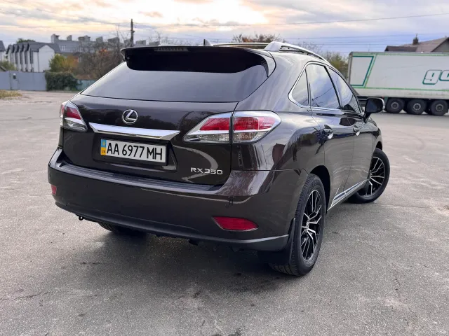 Lexus RX - фото 4