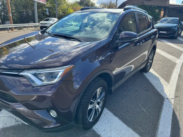 Toyota RAV4 - фото 3