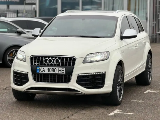 Audi Q7 - фото 2