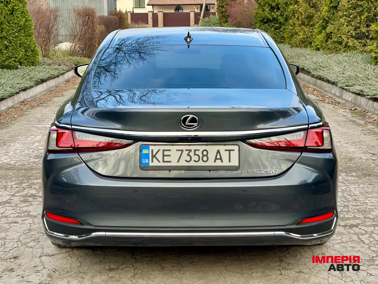 Lexus ES - фото 4