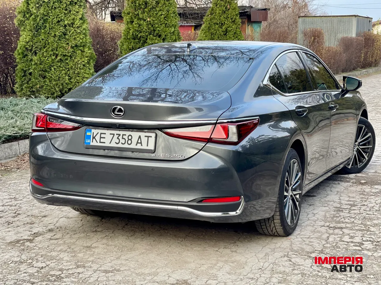 Lexus ES - фото 6