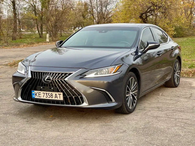 Lexus ES - фото 3