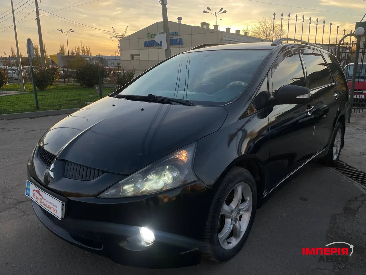 Mitsubishi Grandis - фото 5