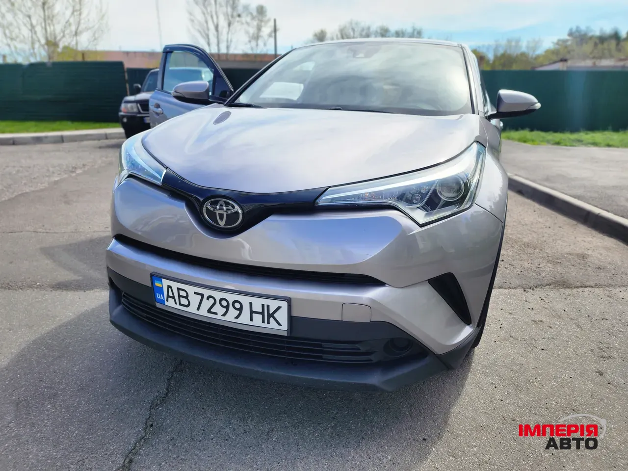 Toyota C-HR - фото 1