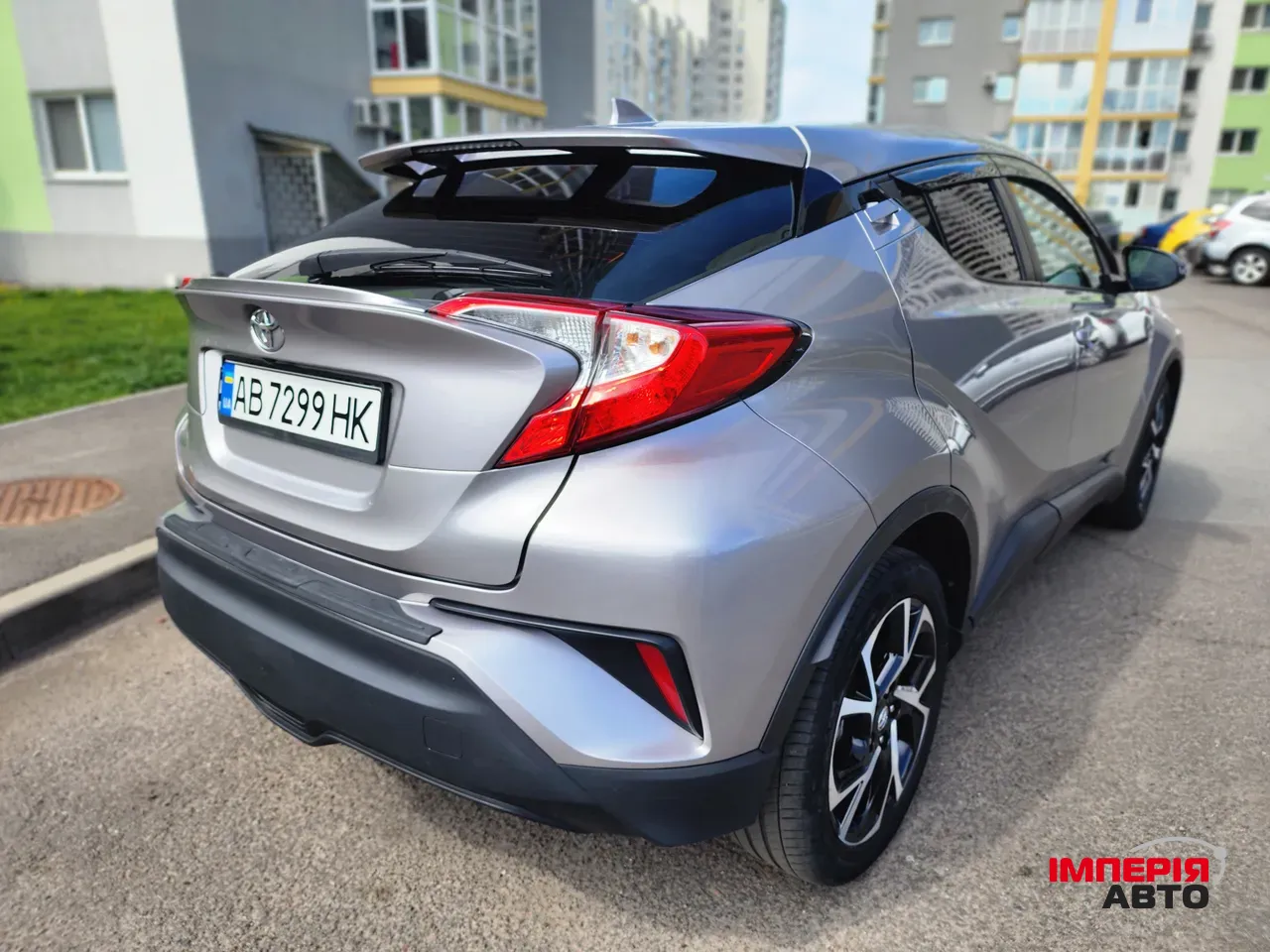 Toyota C-HR - фото 7