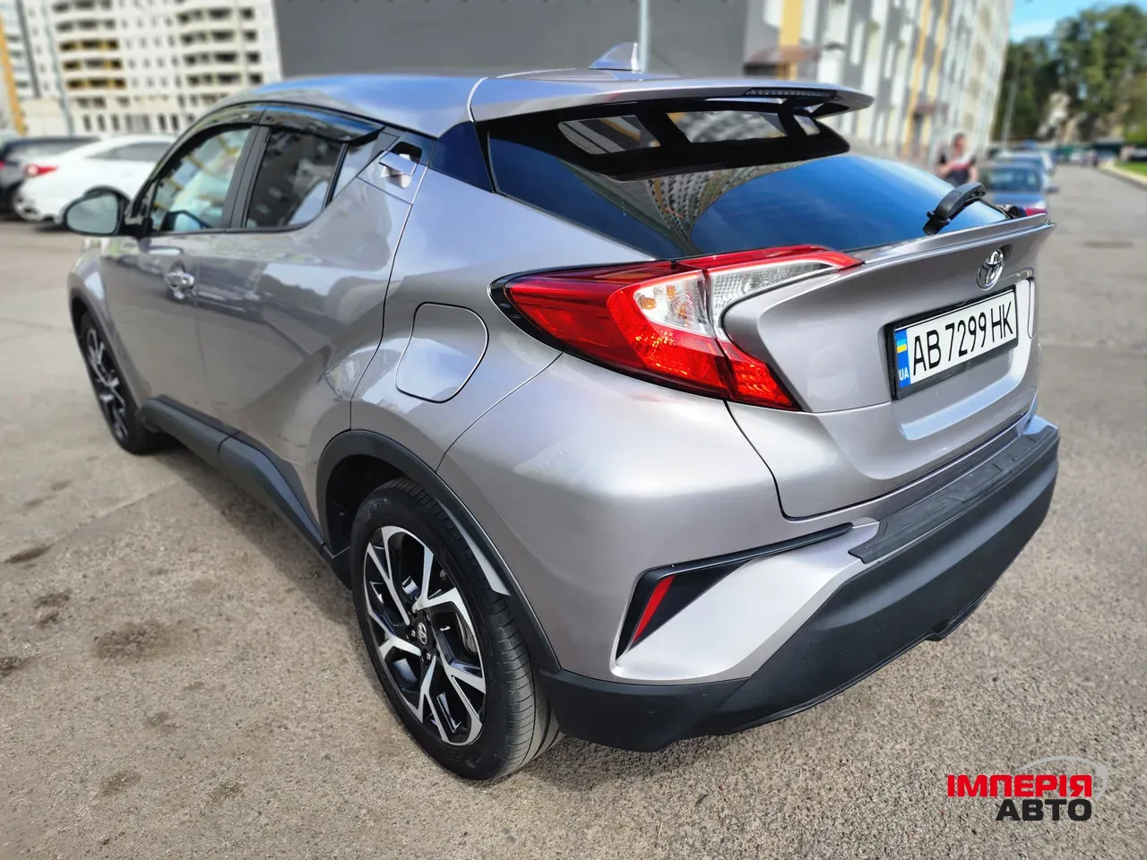 Toyota C-HR - фото 8