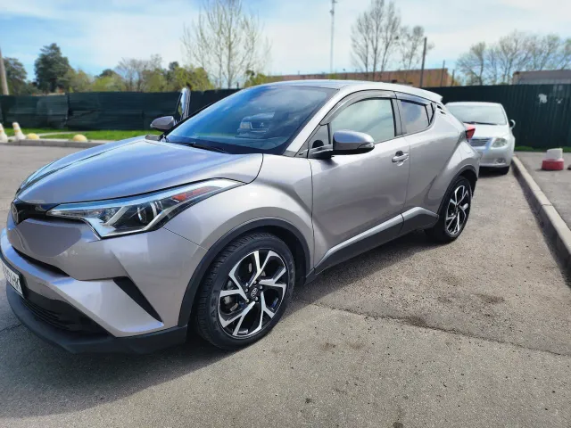 Toyota C-HR - фото 2