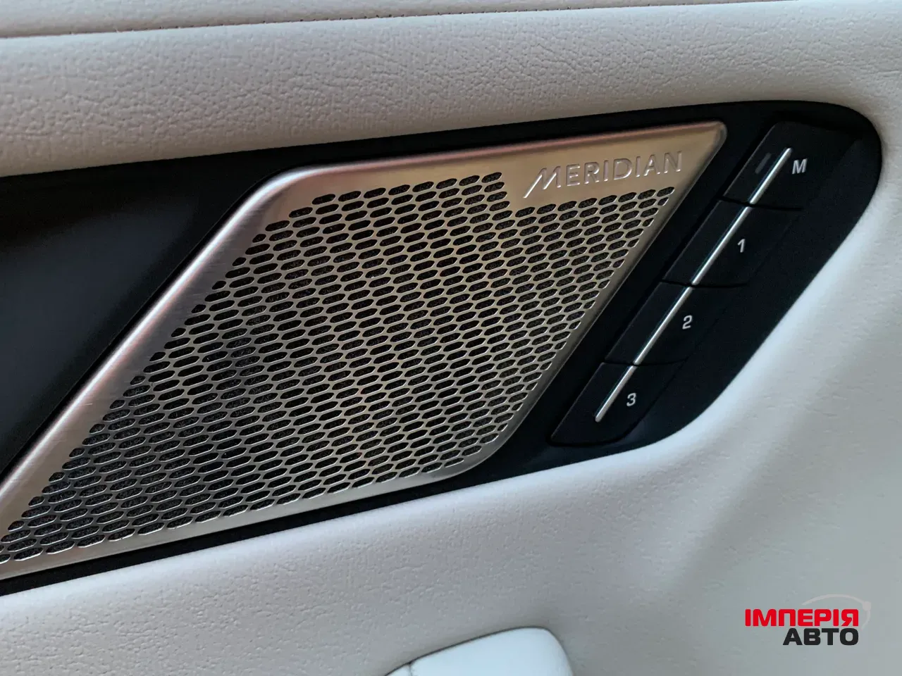 Jaguar I-Pace - фото 62