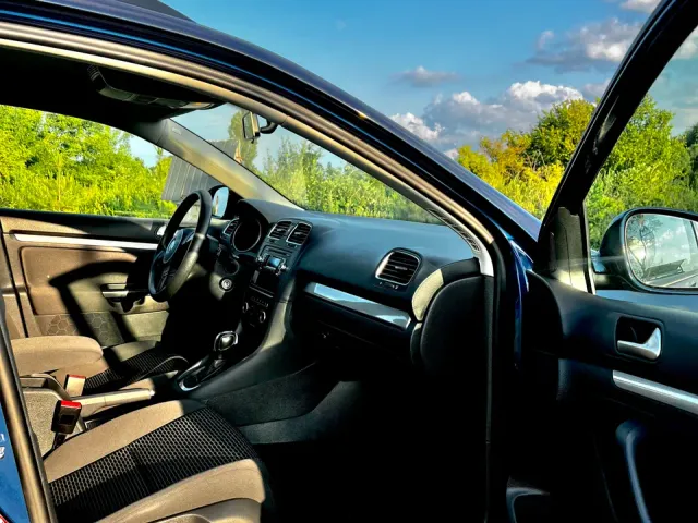 Volkswagen Golf - фото 3